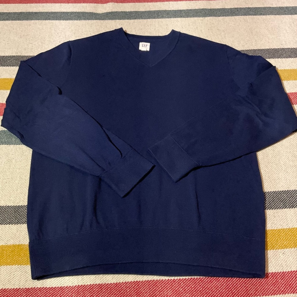 Gap Navy V neck 100% Cotton Sweater size Large - Picture 2 of 10